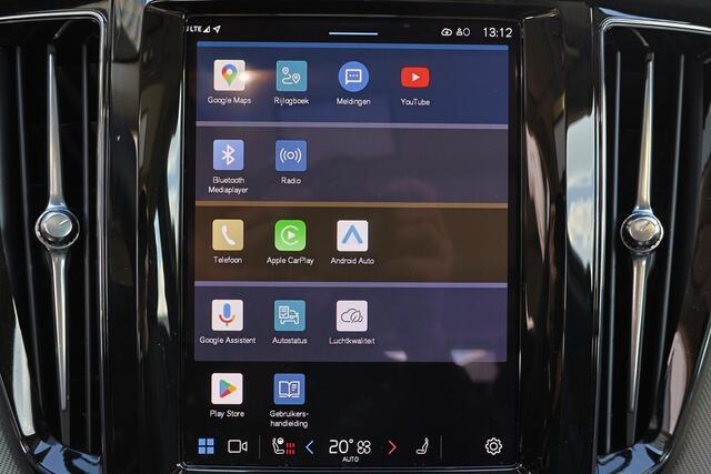 Volvo XC60 T6 Recharge AWD Ultra Dark - Panorama/schuifdak - IntelliSafe Assist & Surround - 360º Camera - Harman/Kardon audio - Adaptieve LED koplampen - Verwarmde voorstoelen, stuur & achterbank - Parkeersensoren voor & achter - Elektr. bedienb. voorstoelen met ge