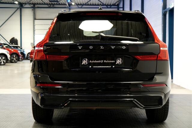 Volvo XC60 2.0 T6 AWD LONG RANGE 293kW/399pk Aut8 Plug-in hybrid Plus Dark PANORAMADAK + EL.TREKHAAK + ADAPT.CRUISE + PILOT ASSIST + CAMERA + STOEL-&STUURVERWARMING + GOOGLE DASH&SERVICES + LANE ASSIST + PARKSENSOREN + 19" LM-VELGEN!!