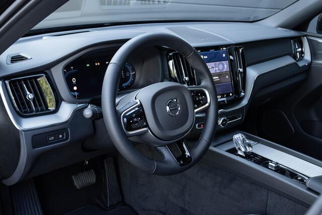 Volvo XC60 T8 Plug-in hybrid AWD Ultra Bright Head Up Display | BLIS | Adaptieve Cruise Control | Sportleder | 21 inch Lichtmetalen velgen | Standkachel | Google infotainment |