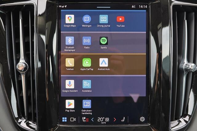 Volvo XC60 T6 Recharge AWD Core Bright - LONG RANGE - Panorama/schuifdak - IntelliSafe Assist & Surround - Parkeercamera achter - Verwarmde voorstoelen, stuur & achterbank - Parkeersensoren voor & achter - Draadloze tel. lader - 18' LMV