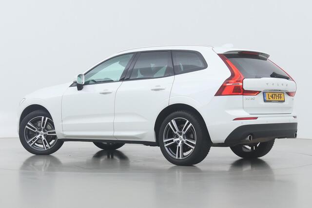 Volvo XC60 T5 AWD Momentum | BLIS | Camera | Apple Carplay | Stoelverwarming | 20 Inch | Getint Glas