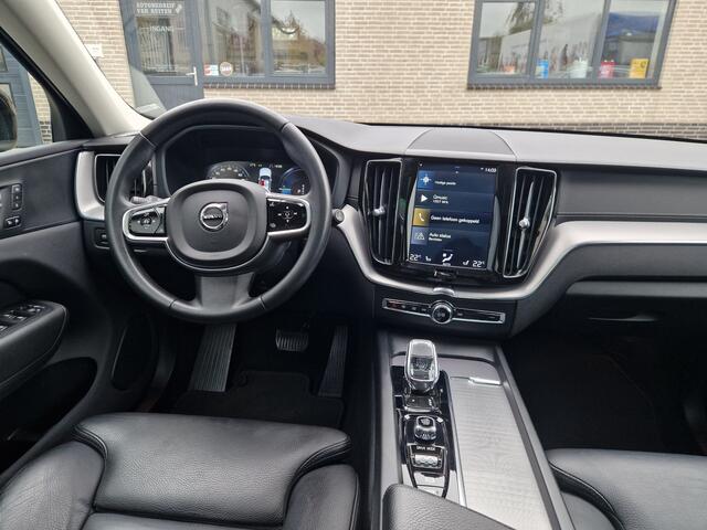 Volvo XC60 2.0 T8 Twin Engine AWD Inscription Panoramadak | Blis | Cam