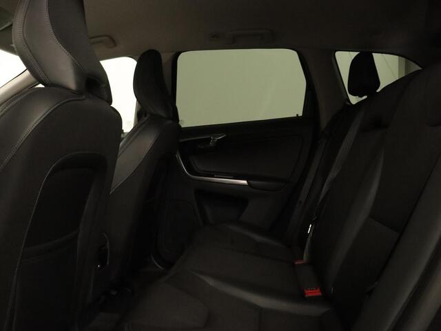 Volvo XC60 2.0 D4 FWD Momentum | Automaat | Camera Memory | Navigatie | Getint glas | Bluetooth | Cruise control | Stoelverwarming