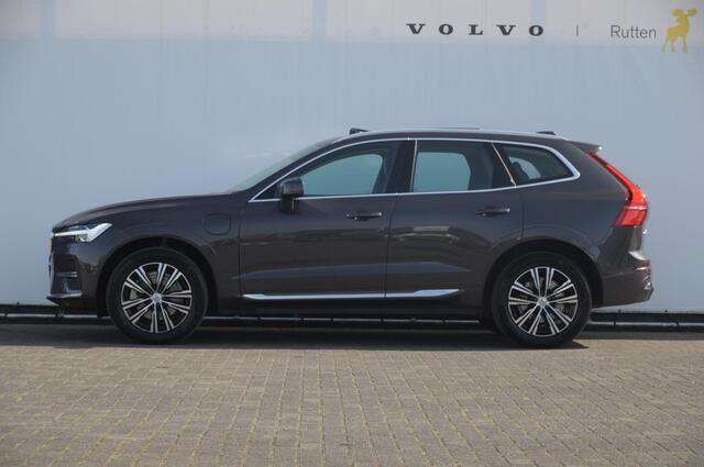 Volvo XC60 T8 390PK Automaat AWD Ultra Bright / Head-up display / Trekhaak/ Harman Kardon audio / Panoramadak / BLIS / Elektrisch bedienbare voorstoelen / Memory seats / Verwarmbare stoelen / Keyless entry /