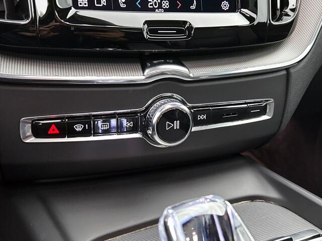 Volvo XC60 2.0 T6 Plug-in hybrid AWD Ultimate Dark | Luchtvering | Trekhaak