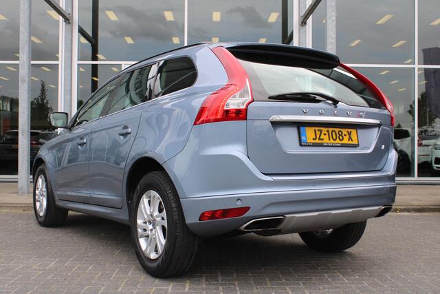 Volvo XC60 T5 Automaat FWD Nordic+ | Verw. Voorstoelen | Standkachel | El. Achterklep | PDC V+A | Verw. Voorruit