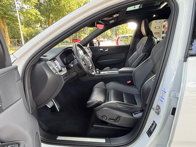 Volvo XC60 T8 AWD R-Design DAB Pano Keyless Pilot Assist