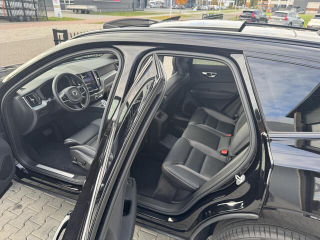 Volvo XC60 2.0 T6 Plug-in hybrid AWD Plus Black Edition