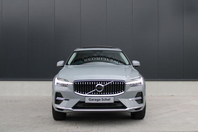 Volvo XC60 2.0 Recharge T6 AWD Core Bright - Pano - Elek. Trekhaak - 360 Camera - Navi - Winterpakket - Rijklaar