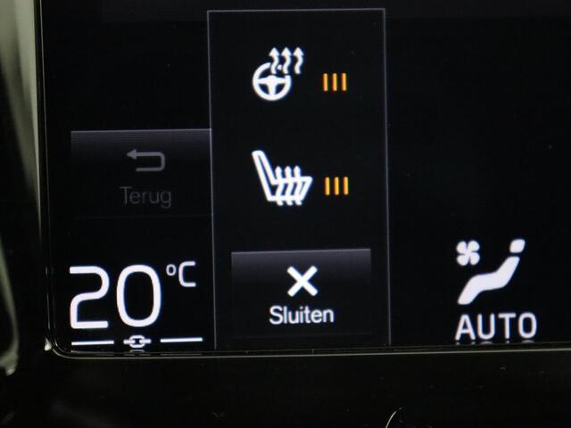 Volvo XC60 2.0 Recharge T8 AWD R-Design | Panoramadak | Trekhaak | Adaptive cruise | Stoelverwarming | Carplay | Harman/Kardon | Navigatie | Memory | Sportstoelen | Achterbankverwarming | PHEV | Plug In