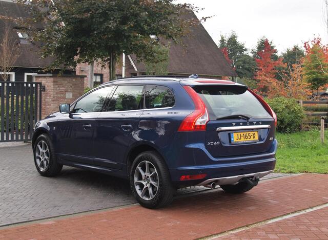 Volvo XC60 2.0 D3 FWD Ocean Race | Panoramadak | Camera | Cruise Control | Trekhaak | Leer | Automaat |