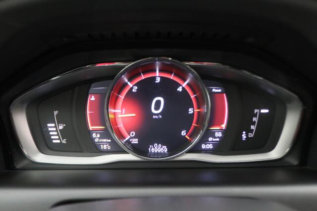 Volvo XC60 2.0 D4 FWD R-Design