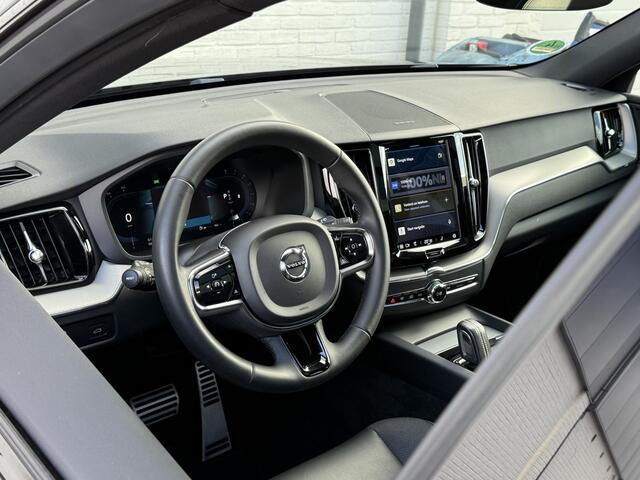 Volvo XC60 2.0 B4 R-Design | Pano | Trekhaak | H/K | Memory | Google Maps | 21 inch