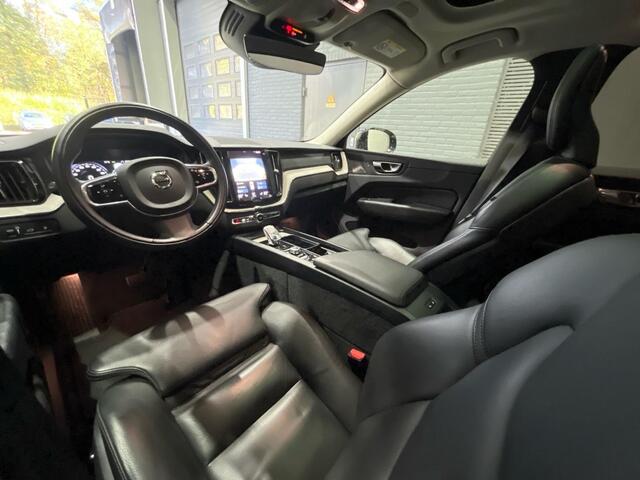 Volvo XC60 T8 Recharge Inscription | Luchtvering | Head-Up | Panoramadak | harman/kardon | 360° Camera