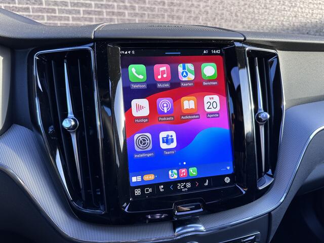 Volvo XC60 T6 Plug-in hybrid AWD Plus Black Edition | Panoramadak | Harman/Kardon | 360 Camera | Trekhaak