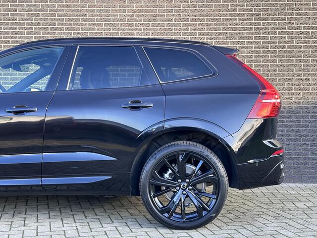 Volvo XC60 T6 Plug-in hybrid AWD Plus Black Edition | Panoramadak | Harman/Kardon | 360 Camera | Trekhaak