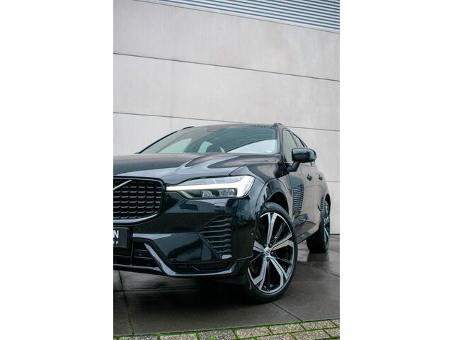 Volvo XC60 2.0 T8 Plug-in hybrid AWD Ultra Dark -Luchtvering-21"-Trekhaak-360 gr-Leer-Head up-Keyless-