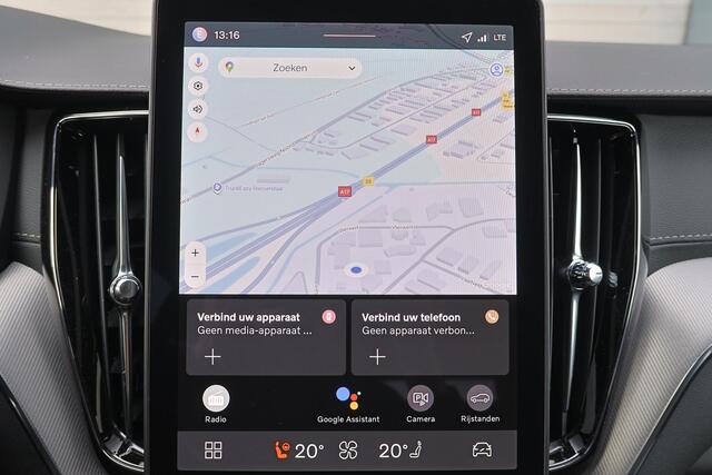 Volvo XC60 T6 Recharge AWD Ultra Black Edition - Panorama/schuifdak - IntelliSafe Assist & Surround - 360º Camera - Harman/Kardon audio - Adaptieve LED koplampen - Verwarmde voorstoelen, stuur & achterbank - Parkeersensoren voor & achter - Elektr. bedienb. voorstoel