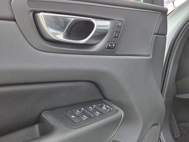 Volvo XC60 T6 Plug-in hybrid AWD Inscription | Long Range | Trekhaak 2250 kg | Stoelventilatie | Massagestoelen | Panoramadak | Adaptive cruis-control | Parkeercamera | Draadloos laden telefoon