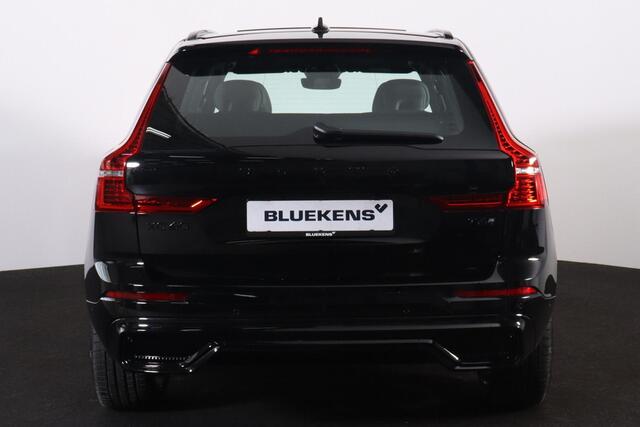 Volvo XC60 T6 Recharge AWD Ultra Black Edition - Panorama/schuifdak - IntelliSafe Assist & Surround - 360º Camera - Harman/Kardon audio - Adaptieve LED koplampen - Verwarmde voorstoestolen, stuur & achterbank - Parkeersensoren voor & achter - Elektr. bedienb. voorel