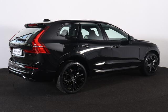 Volvo XC60 T6 Recharge AWD Ultra Black Edition - Panorama/schuifdak - IntelliSafe Assist & Surround - 360º Camera - Harman/Kardon audio - Adaptieve LED koplampen - Verwarmde voorstoestolen, stuur & achterbank - Parkeersensoren voor & achter - Elektr. bedienb. voorel