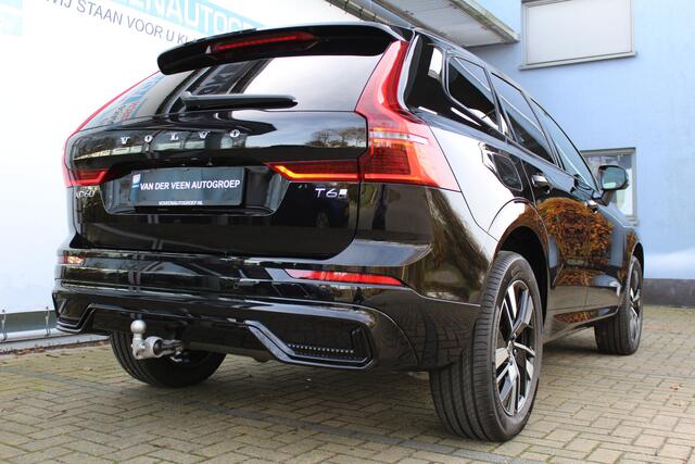 Volvo XC60 2.0 T6 Plug-in hybrid AWD Plus Dark | FACELIFT | Keyless entry/start | Achteruitrijcamera | Elektrische kofferbakklep | Memory stand stoelen | Adaptive cruise | Wegklapbare trekhaak | Apple CarPlay/Android Auto | Climate controle | Draadloze telefoonlader