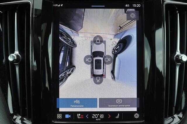 Volvo XC60 T6 Recharge AWD Plus Dark - Panorama/schuifdak - IntelliSafe Assist & Surround - 360º Camera - Harman/Kardon audio - Adaptieve LED koplampen - Verwarmde voorstoelen, stuur & achterbank - Elektr. bedienb. voorstoelen met geheugen - Parkeersensoren voor & a