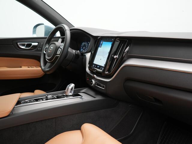 Volvo XC60 Recharge T8 AWD Inscription Plug In Hybrid 391pk Dealer O.H. PHEV | Trekhaak Af Fabriek | Panodak | Adaptive Cruise | Lederen Sportstoelen Memory & Verwarmd | Harman & Kardon | Apple Carplay | Blis | Stuur Verwarmd | Navigatie | Virtual |