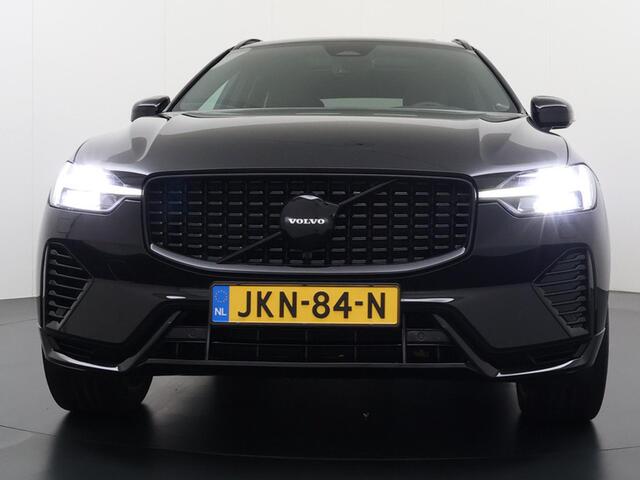 Volvo XC60 2.0 T6 Plug-in hybrid AWD Plus Black Edition Panodak/Camera/HarmanKardon etc.