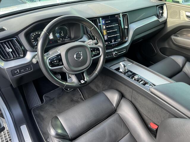 Volvo XC60 2.0 T8 Twin Engine AWD R-Design Verwarmde stoelen voor, Panorama dak, Park assist, Apple Car Play-Android Auto