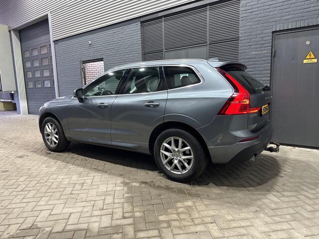 Volvo XC60 B4 AWD Momentum Pro | Panoramadak | Head-Up | ACC | BLIS | Stoel+Stuurverwarming | Trekhaak