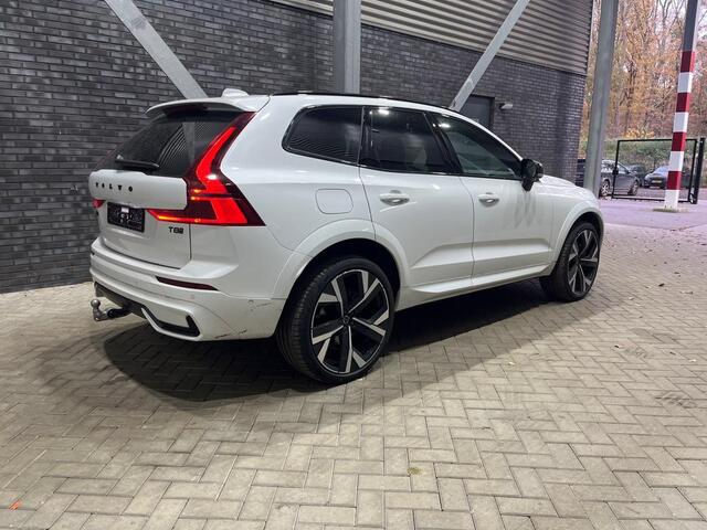 Volvo XC60 T8 Plug-in hybrid Ultra Black Edition | FACELIFT | FULL-OPTIONS | Luchtvering | Bowers&Wilkins | Massage | Head-Up | 22 Inch
