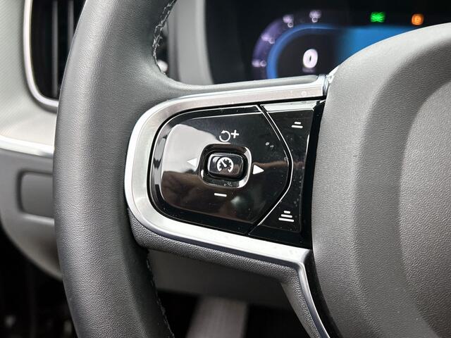 Volvo XC60 2.0 T6 AWD Plus Bright | Trekhaak | Leder | Panorama dak |