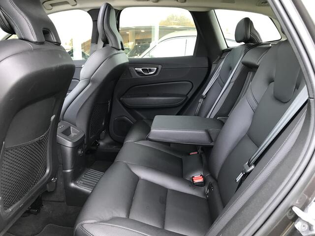 Volvo XC60 2.0 Recharge T6 AWD Inscription | Rijklaar incl 12 mnd Bovag | M2022 Panoramadak Trekhaak Harman/Kardon 360 camera