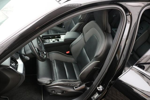 Volvo XC60 2.0 T5 R-Design (Panoramadak Sportleder/Memory Carplay ACC Navi/Camera Blis Keyless Standkachel Full-Led 19InchLMV Pdc V+A)