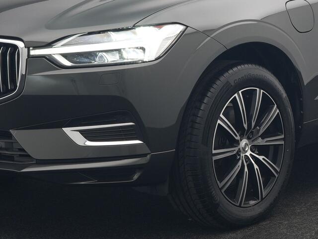 Volvo XC60 T8 Twin Engine AWD Inscription Plug In Hybrid 391pk Dealer O.H. PHEV | Trekhaak Af Fabriek | Panodak | Adaptive Cruise | Camera | Harman & Kardon | Lederen Sportstoelen Memory & Verwarmd | 19"L.M | Apple Carplay | Blis | Navigatie | DAB |