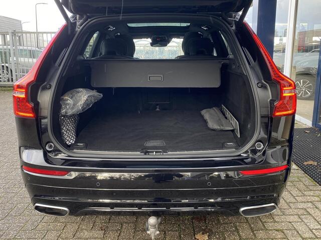 Volvo XC60 2.0 Recharge T6 AWD R-Design / Automaat / NL-Auto / Vol-Leder / Dealer-Onderhouden / 1e-Eigenaar / Pilot-Assist / Open-Panodak / Elektr.-Uitklapbare Trekhaak / Stoel-/Stuurverwarming / Adaptieve Cruise-Control Stop&Go / Climate-Control / Keyless / LED / D