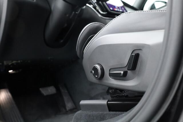 Volvo XC60 T6 Plug-in hybrid Ultra Black Edition | Facelift | Pano | HUD | 360cam | Harman Kardon | Memory seats | Pilot Assist |