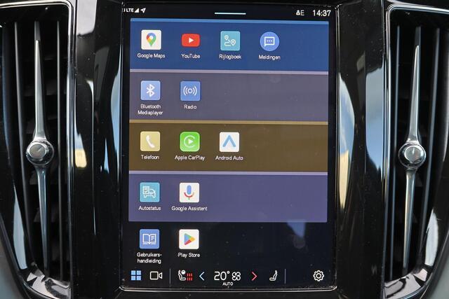 Volvo XC60 T6 Recharge AWD Core Bright - Panorama/schuifdak - IntelliSafe Assist & Surround - Adaptieve LED koplampen - Parkeercamera achter - Verwarmde voorstoelen, stuur & achterbank - Parkeersensoren voor & achter - Draadloze tel. lader - 18' LMV