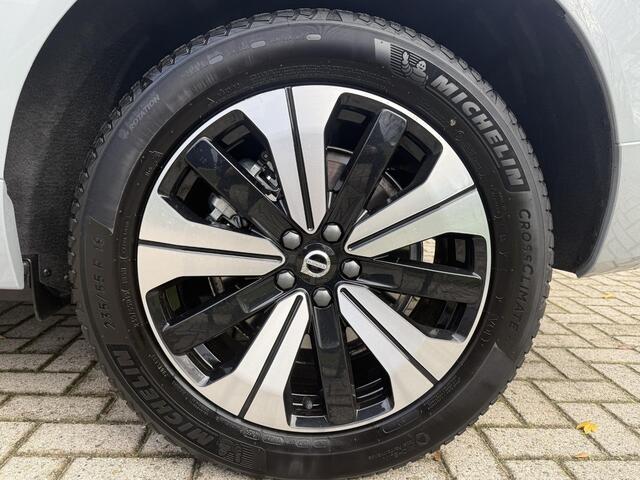 Volvo XC60 2.0 T6 Plug-in hybrid AWD Plus Dark | 360* camera | Schuif/kanteldak | Trekhaak |