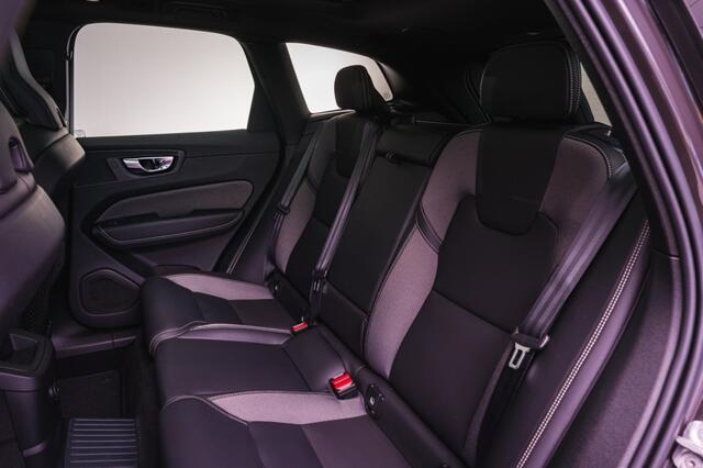 Volvo XC60 T6 AWD Plug-in hybrid R-Design LONG RANGE