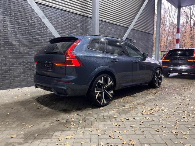 Volvo XC60 T6 Plug-in hybrid Ultra Black Edition | FACELIFT | Luchtvering | Bowers&Wilkins | Head-Up | 22 Inch | Massage