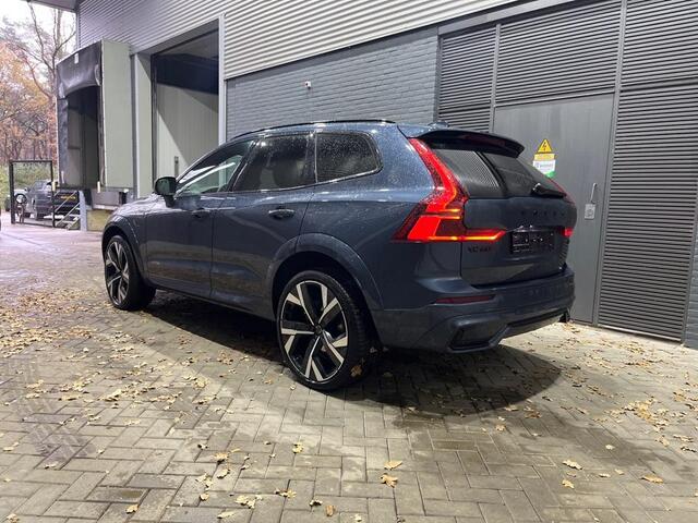 Volvo XC60 T6 Plug-in hybrid Ultra Black Edition | FACELIFT | Luchtvering | Bowers&Wilkins | Head-Up | 22 Inch | Massage