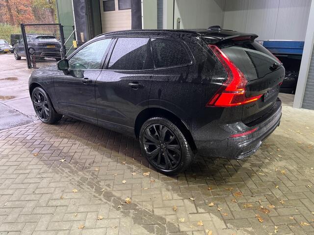 Volvo XC60 T6 Plug-in hybrid Plus Black Edition | FACELIFT | MY2026! | Luchtvering | Head-Up | 360° Camera | ACC