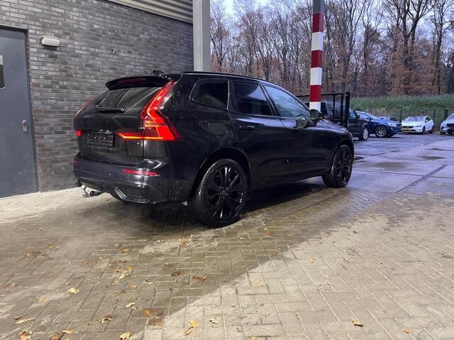 Volvo XC60 T6 Plug-in hybrid Plus Black Edition | Bowers&Wilkins | Luchtvering | Head-Up | Trekhaak | Massage | ACC