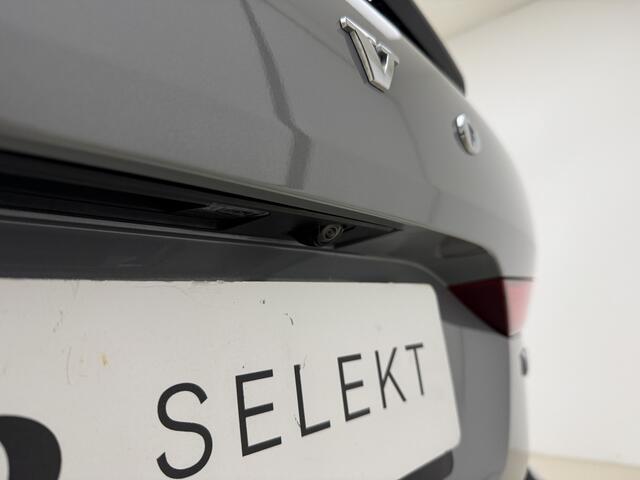 Volvo XC60 T6 AWD 350PK Plus Bright / Alarm / 360 graden camera / Stoel/- en stuurverwarming / Harman Kardon audio /