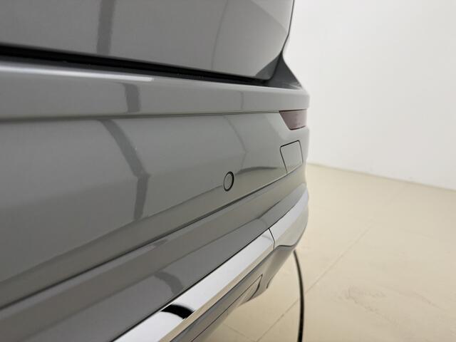 Volvo XC60 T6 AWD 350PK Plus Bright / Alarm / 360 graden camera / Stoel/- en stuurverwarming / Harman Kardon audio /