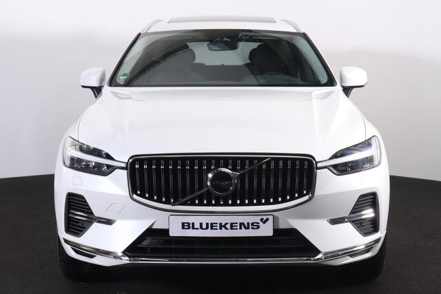 Volvo XC60 T6 Recharge AWD Core Bright - Panorama/schuifdak - IntelliSafe Assist & Surround - Adaptieve LED koplampen - Parkeercamera achter - Verwarmde voorstoelen, stuur & achterbank - Parkeersensoren voor & achter - Draadloze tel. lader - Extra getint glas - Elek