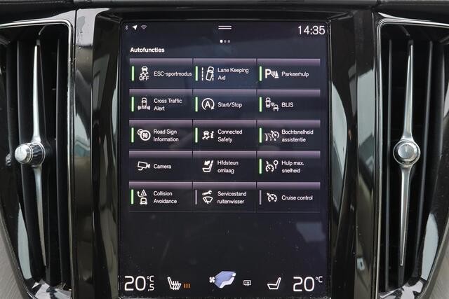 Volvo XC60 T5 Inscription - Panorama/schuifdak - IntelliSafe Assist & Surround - Parkeercamera achter - Verwarmde voorstoelen - Parkeersensoren voor & achter - Elektr. bedienb. bestuurdersstoel met geheugen - Extra getint glas - Elektr. inklapbare trekhaak - 19' LMV