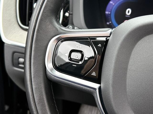 Volvo XC60 T8 + Bright | Pano | 20 Inch | Long Range | 360* | Pilot Assist